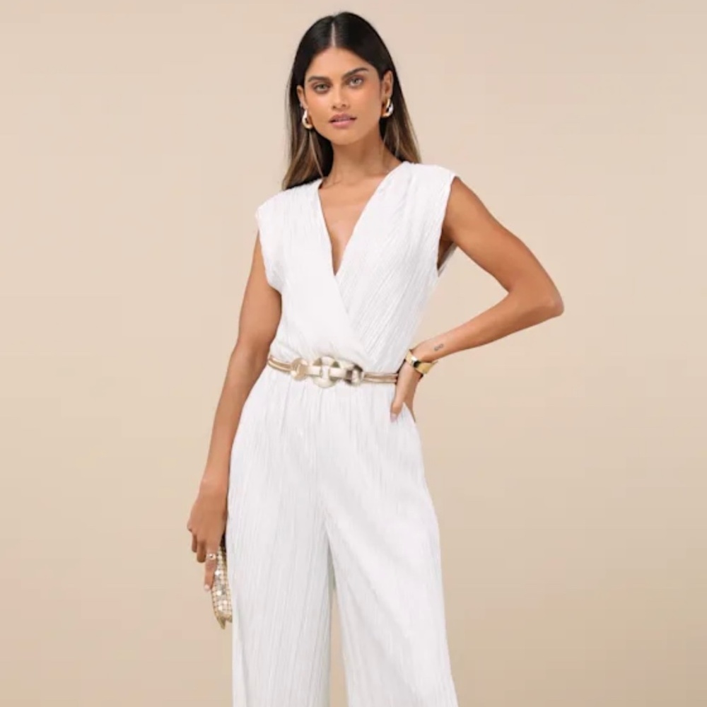 NWT Sleeveless Wide-leg Jumpsuit - Lulus Firenze White